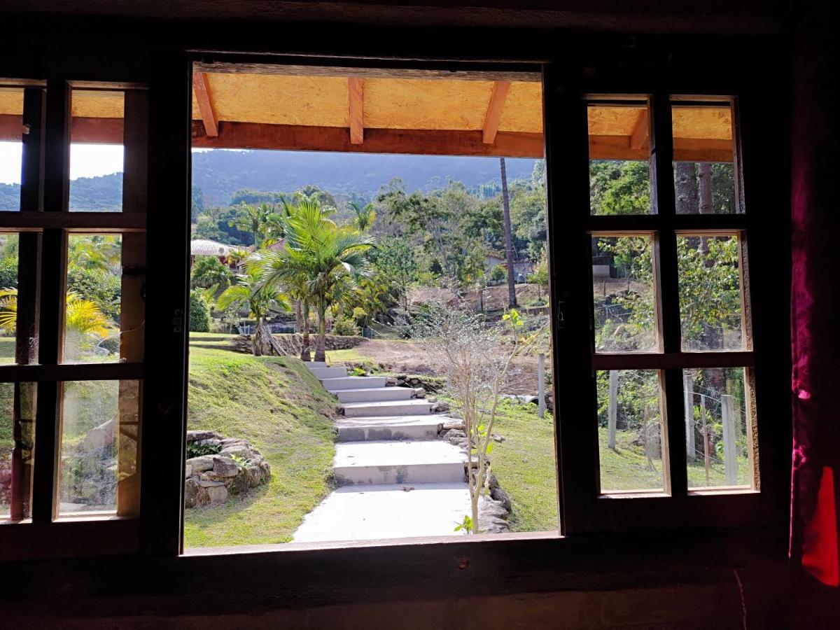 Solar Dos Canarios Sao Bento do Sapucai Luaran gambar