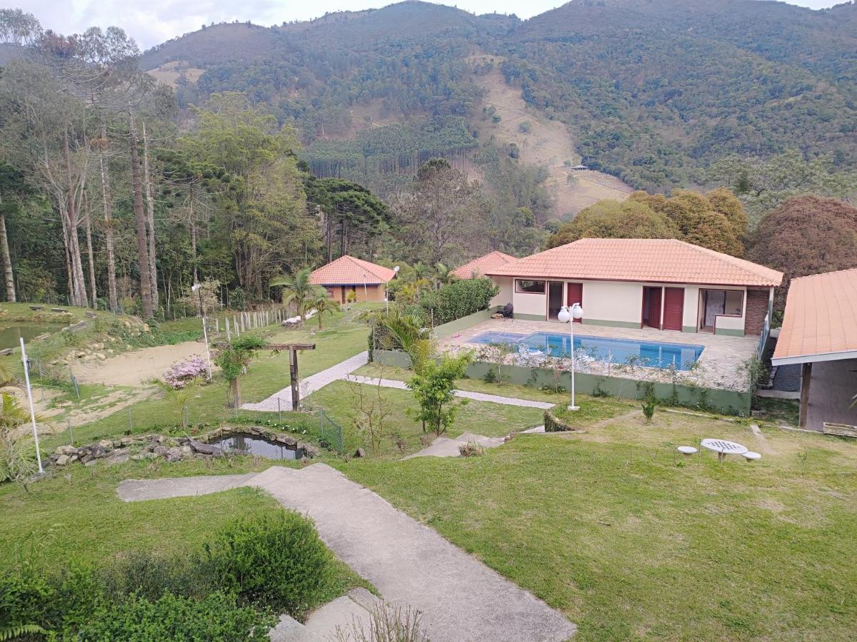 Solar Dos Canarios Sao Bento do Sapucai Luaran gambar