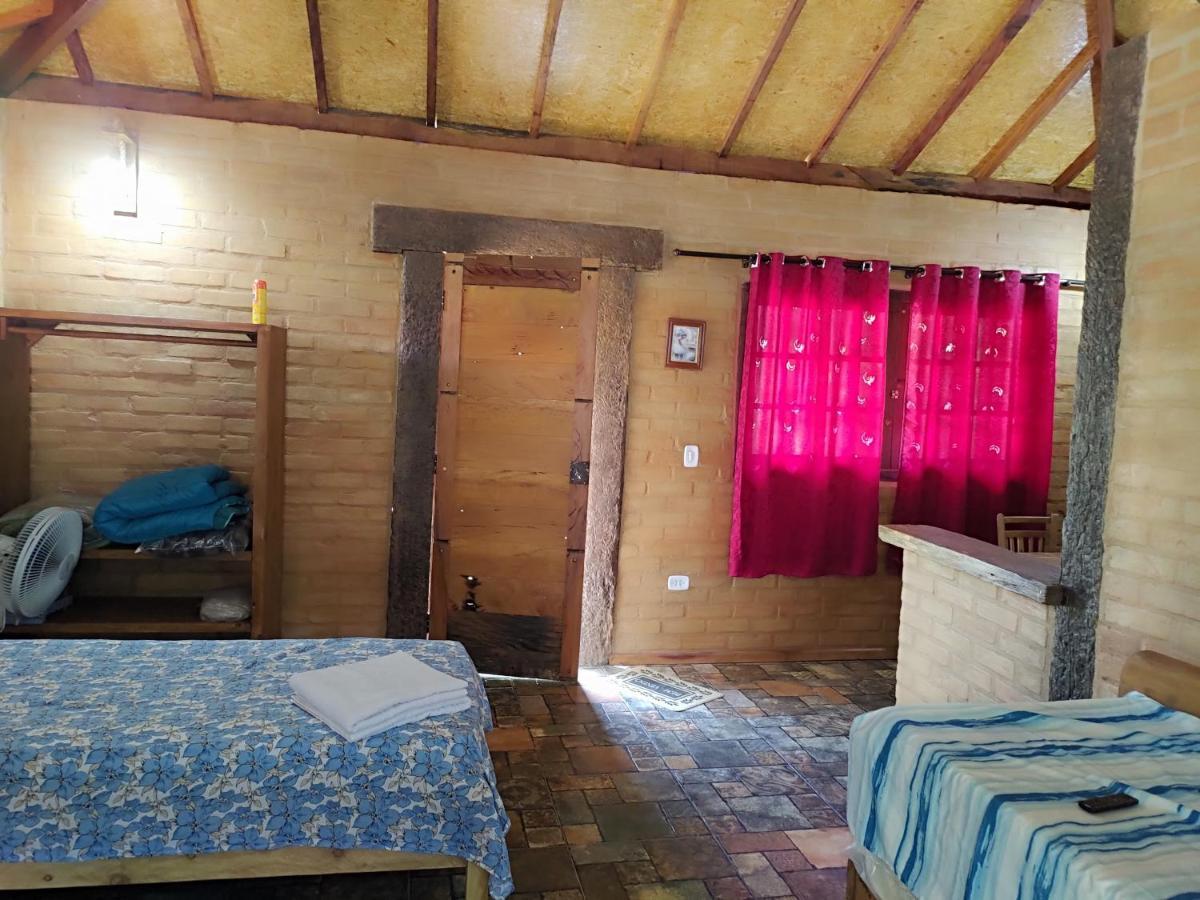 Solar Dos Canarios Sao Bento do Sapucai Luaran gambar