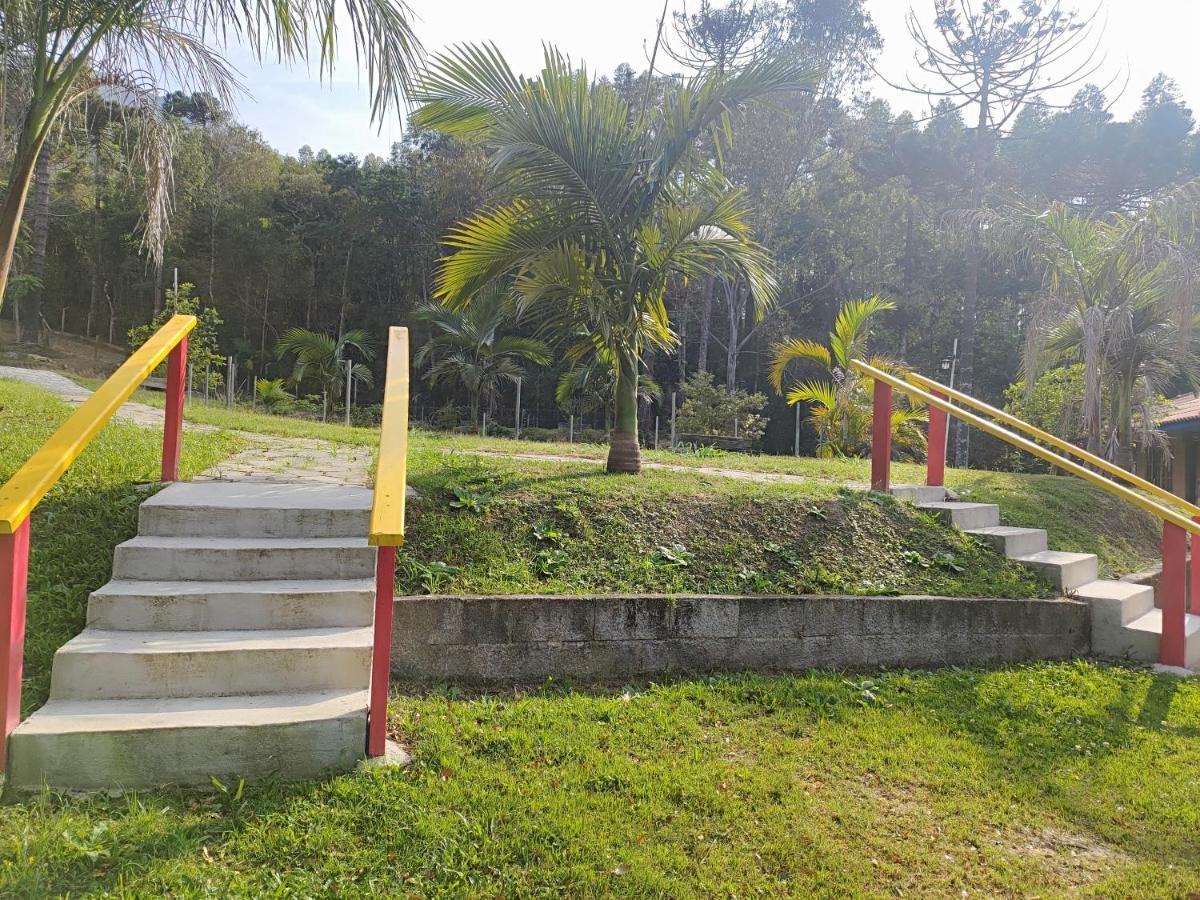Solar Dos Canarios Sao Bento do Sapucai Luaran gambar