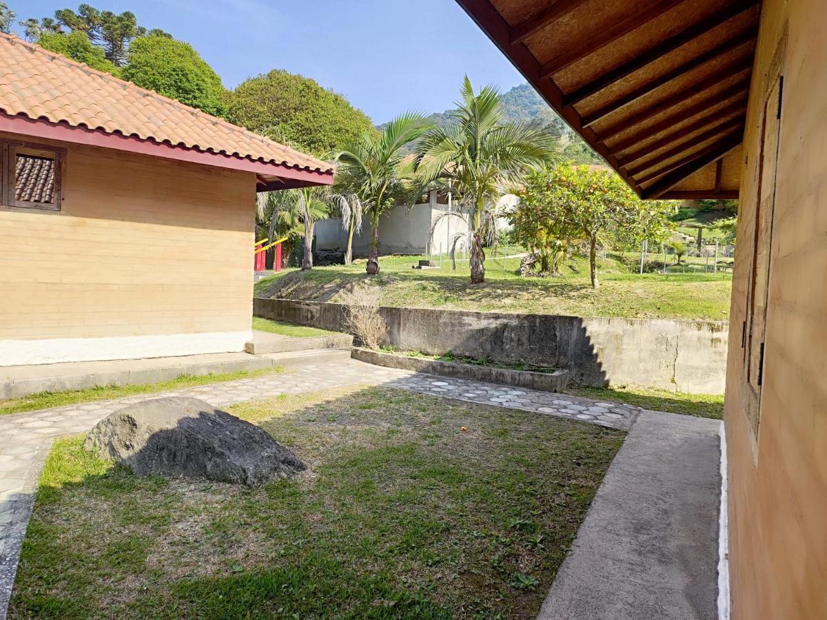 Solar Dos Canarios Sao Bento do Sapucai Luaran gambar