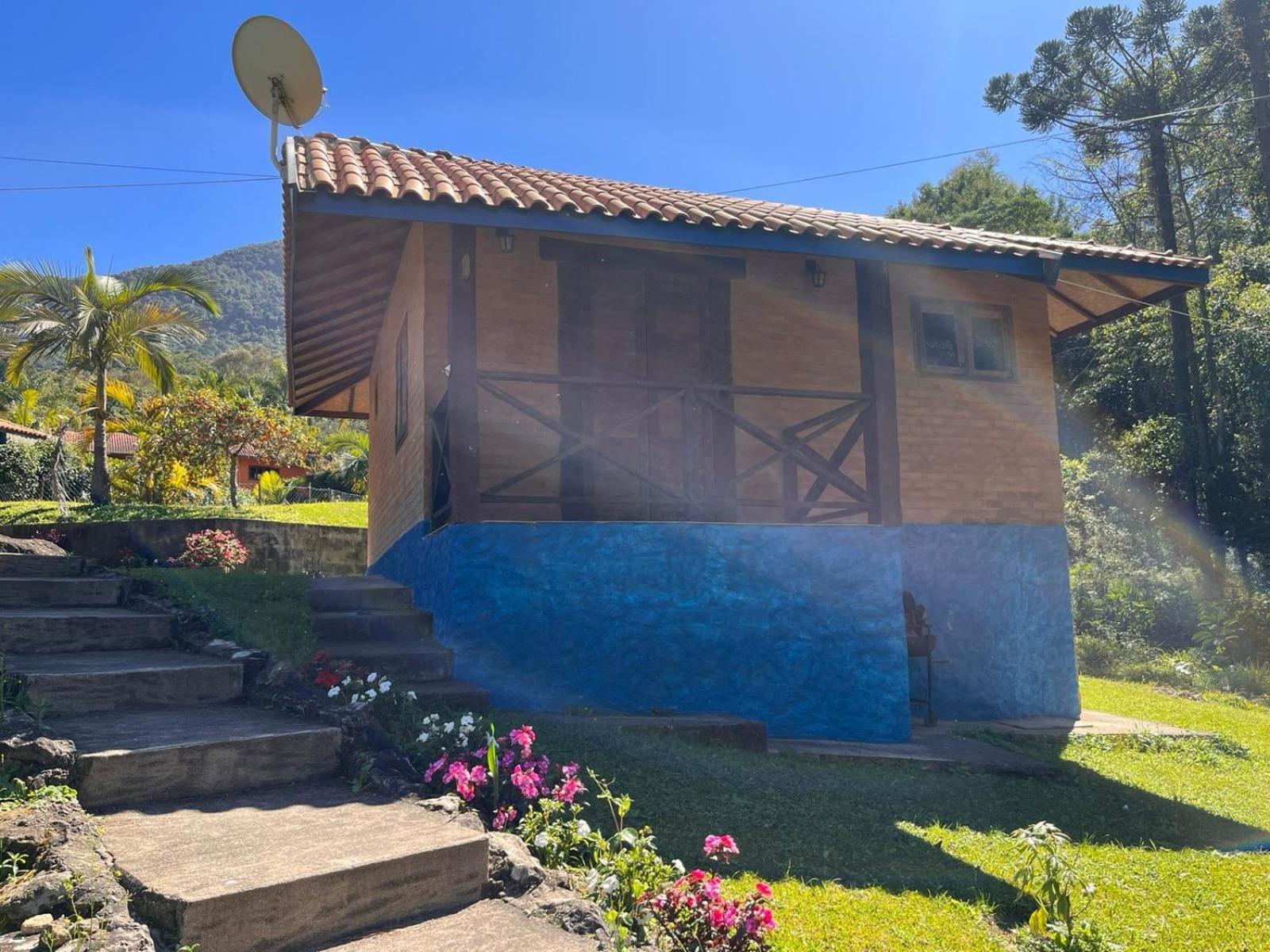 Solar Dos Canarios Sao Bento do Sapucai Luaran gambar